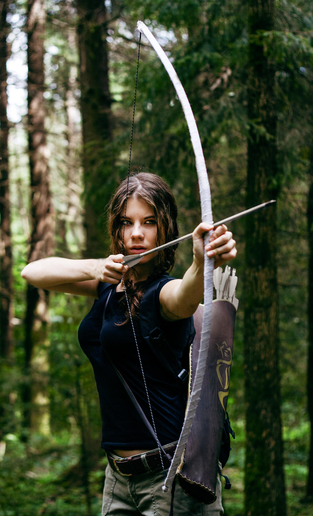 Katniss Everdeen Costume Diy Bow And Arrow