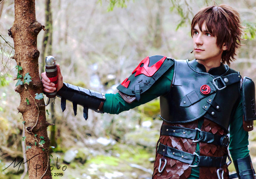 Hiccup Cosplay - How to Train Your Dragon 2 HTTYD2 by lowlightneon